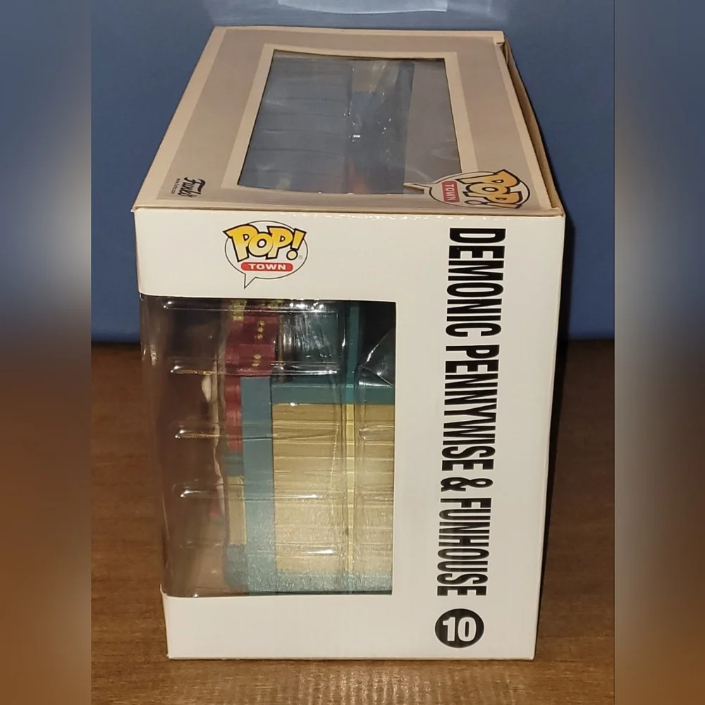 Funko Pop Towns-Demonic Pennywise+Funhouse - Picture 9 of 12